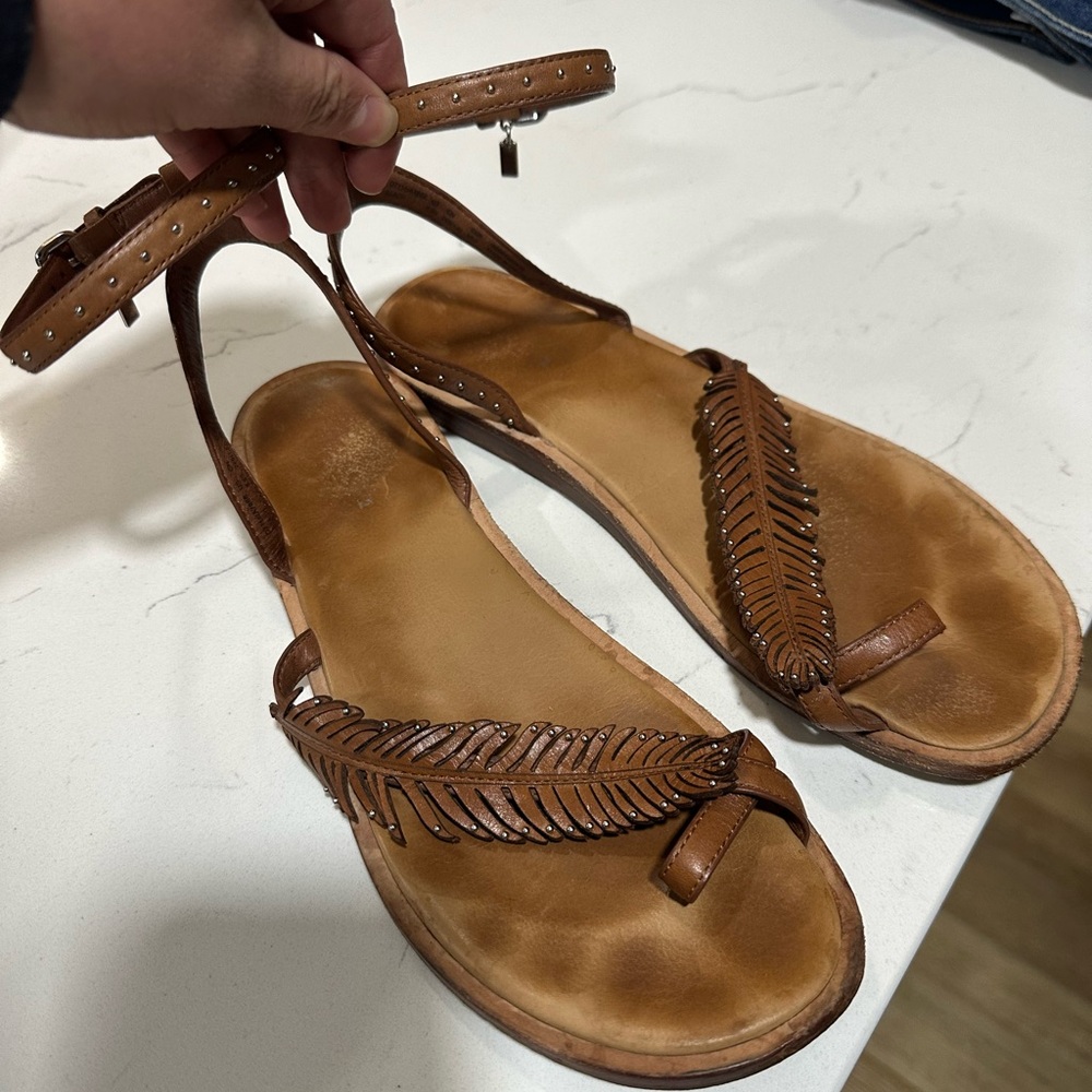 COACH - Leather Sandals with Feather Detail